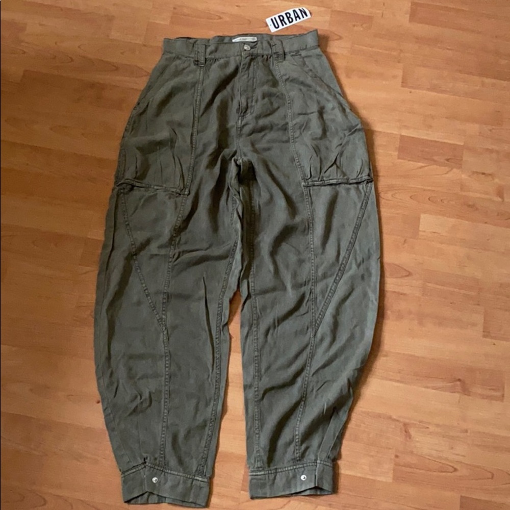 Hunter green high waisted cocoon baggy pant